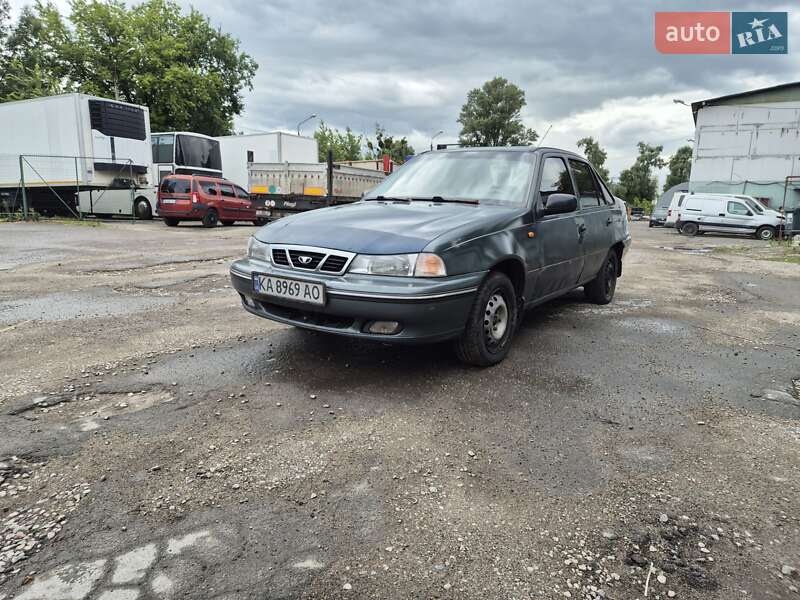 Седан Daewoo Nexia 2005 в Киеве