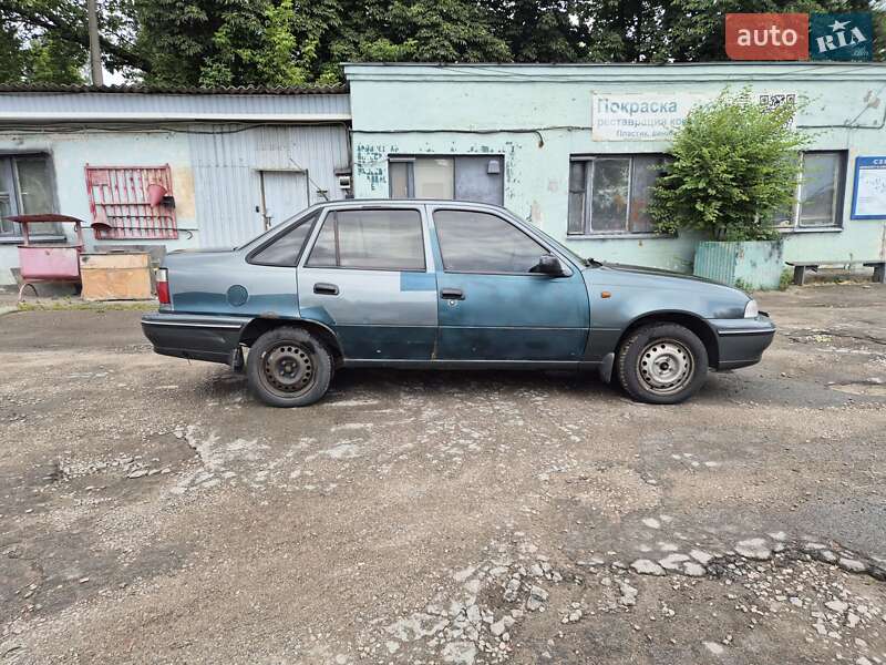 Седан Daewoo Nexia 2005 в Киеве