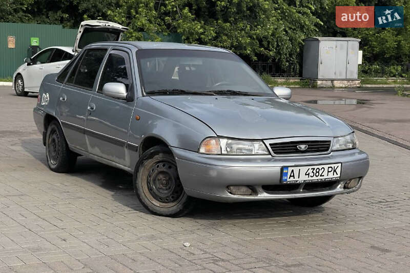 Седан Daewoo Nexia 1997 в 