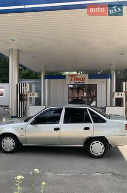 Седан Daewoo Nexia 2008 в 