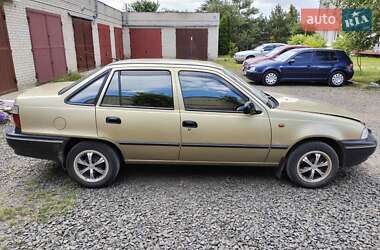 Седан Daewoo Nexia 2008 в Луцьку