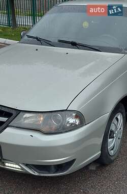 Седан Daewoo Nexia 2008 в 