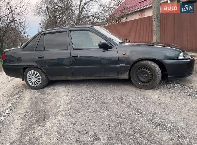 Седан Daewoo Nexia 2008 в Каменском