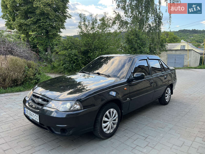 Седан Daewoo Nexia 2012 в Могилев-Подольске