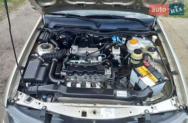 Седан Daewoo Nexia 2014 в 