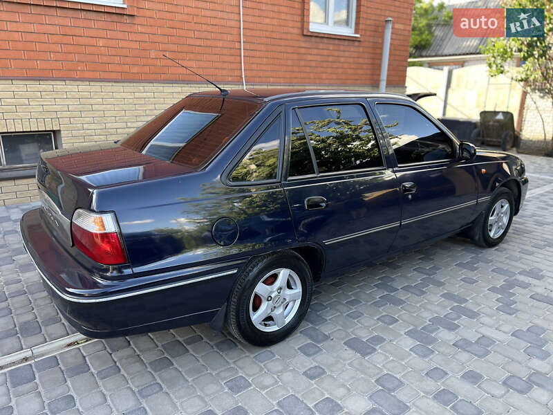 Седан Daewoo Nexia 2007 в Новомосковську