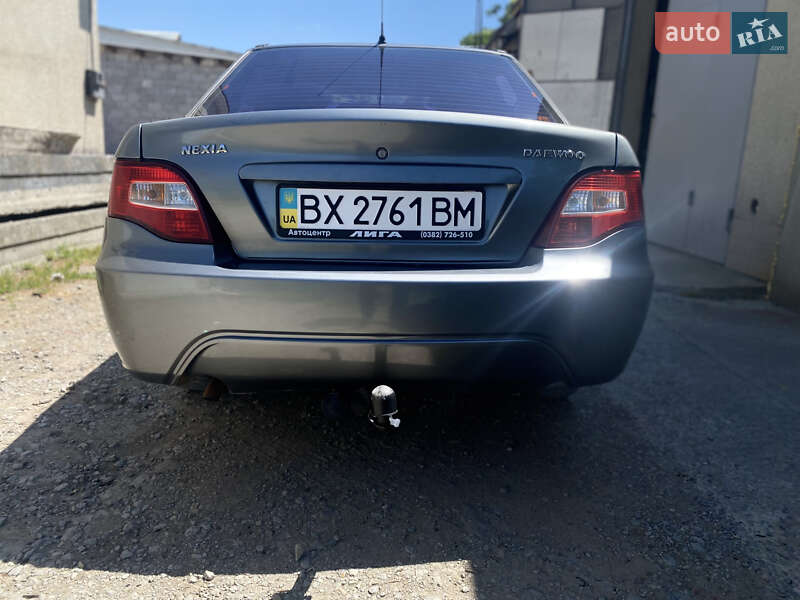 Седан Daewoo Nexia 2013 в Каменец-Подольском