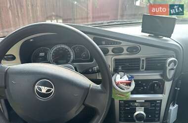 Седан Daewoo Nexia 2008 в 