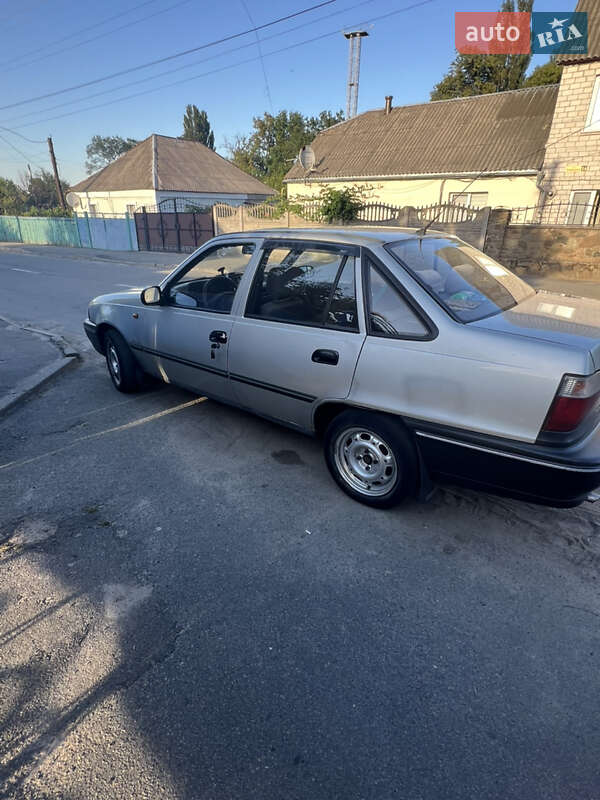 Седан Daewoo Nexia 2008 в Малине