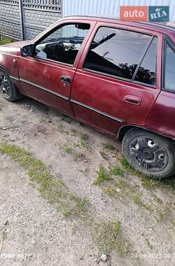 Седан Daewoo Nexia 2005 в 