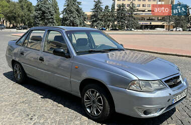 Седан Daewoo Nexia 2012 в Черноморске