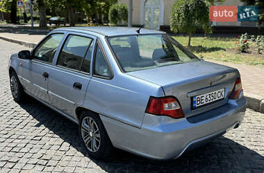Седан Daewoo Nexia 2012 в 