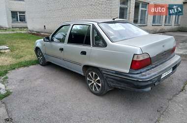 Седан Daewoo Nexia 2007 в 