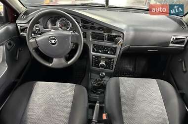 Седан Daewoo Nexia 2010 в 