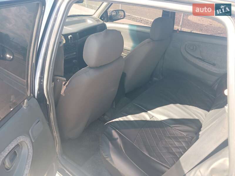 Седан Daewoo Nexia 2008 в Нововолинську