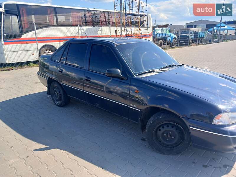 Седан Daewoo Nexia 2008 в Нововолинську