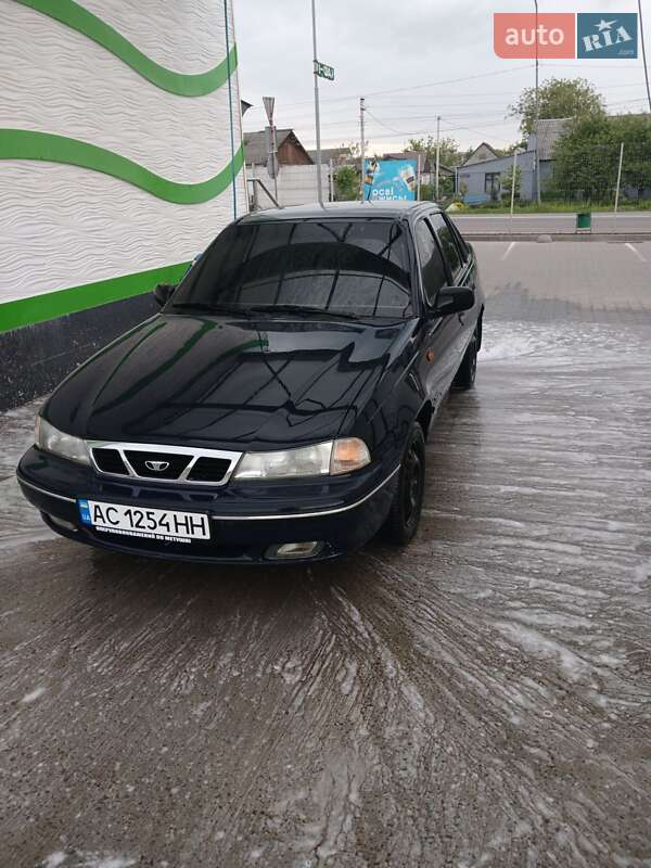Седан Daewoo Nexia 2008 в Нововолинську