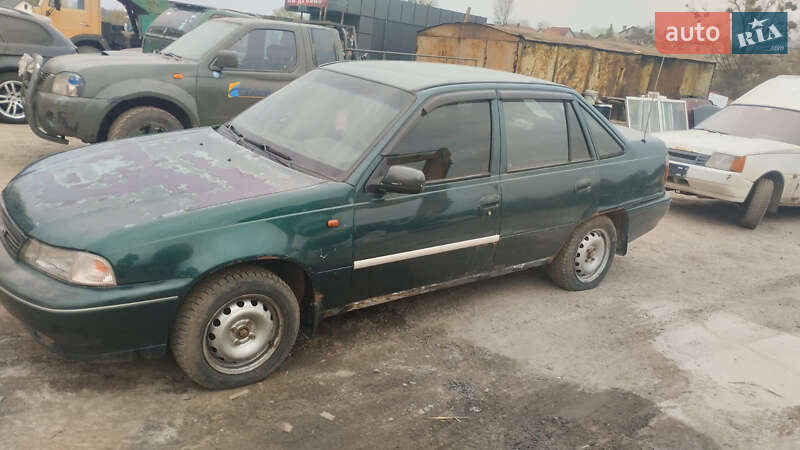 Седан Daewoo Nexia 1997 в Сокільниках