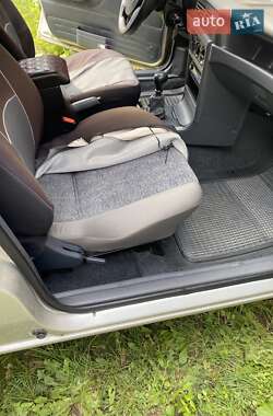 Седан Daewoo Nexia 2008 в 