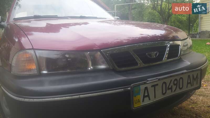 Седан Daewoo Nexia 2007 в 