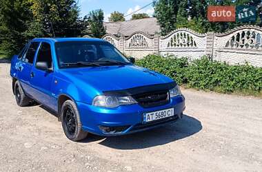 Седан Daewoo Nexia 2012 в 