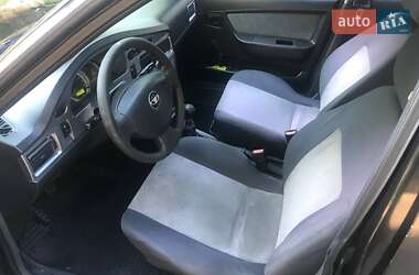 Седан Daewoo Nexia 2011 в 