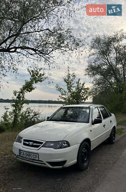 Седан Daewoo Nexia 2011 в Кам'янці