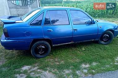 Седан Daewoo Nexia 1996 в 
