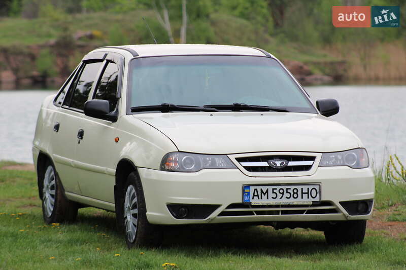 Седан Daewoo Nexia 2012 в Коростене фото 5 Седан Daewoo Nexia 2012 в Коростене