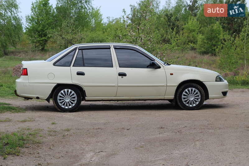 Седан Daewoo Nexia 2012 в Коростене фото 19 Седан Daewoo Nexia 2012 в Коростене