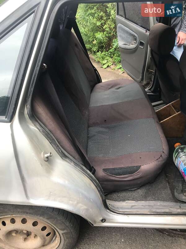 Седан Daewoo Nexia 2008 в Полтаве