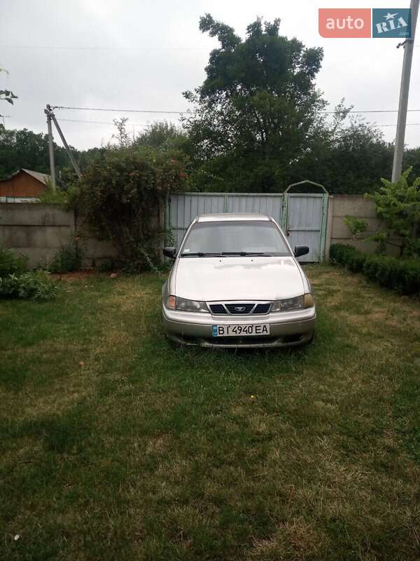 Седан Daewoo Nexia 2008 в Полтаве