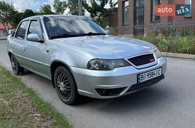 Седан Daewoo Nexia 2012 в 