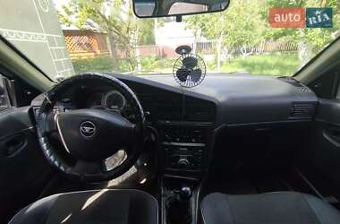 Седан Daewoo Nexia 2011 в Довбиші