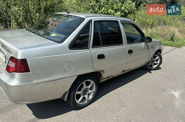 Седан Daewoo Nexia 2008 в 