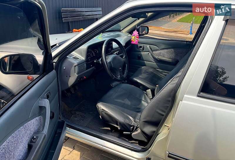 Седан Daewoo Nexia 2006 в Васильковке