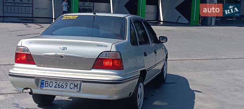 Седан Daewoo Nexia 2008 в Черновцах