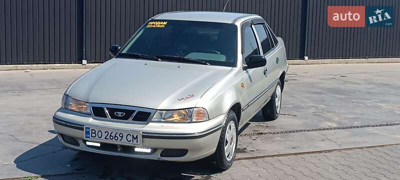 Седан Daewoo Nexia 2008 в Черновцах