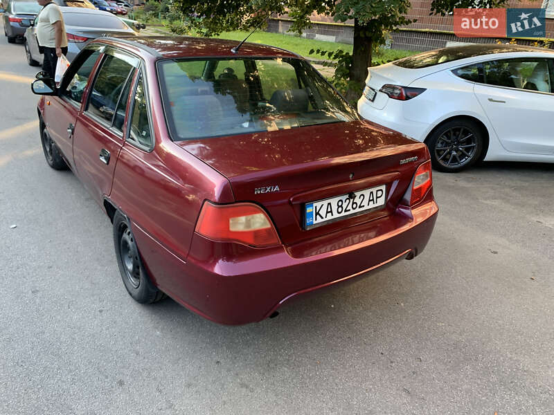 Седан Daewoo Nexia 2008 в Киеве фото 5 Седан Daewoo Nexia 2008 в Киеве