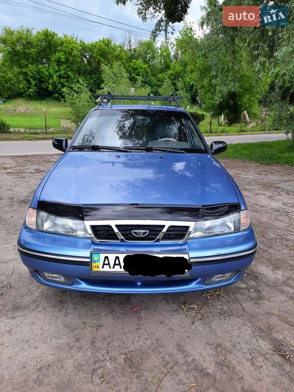 Седан Daewoo Nexia 2008 в Киеве