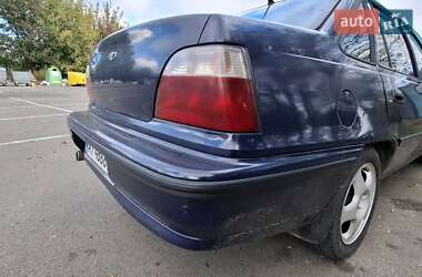 Седан Daewoo Nexia 2007 в 
