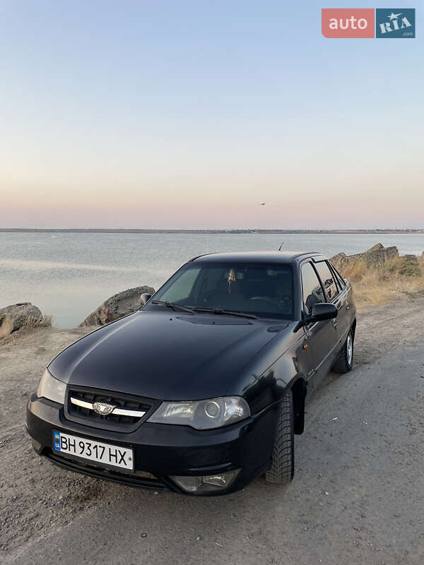 Седан Daewoo Nexia 2010 в Одессе