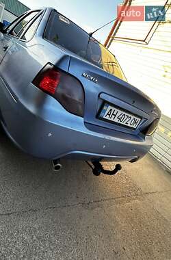 Седан Daewoo Nexia 2008 в 