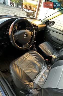 Седан Daewoo Nexia 2008 в 