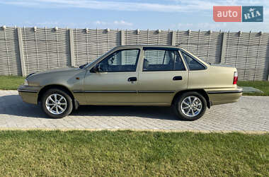 Седан Daewoo Nexia 2007 в 