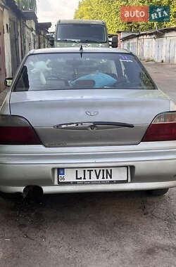 Седан Daewoo Nexia 2006 в 