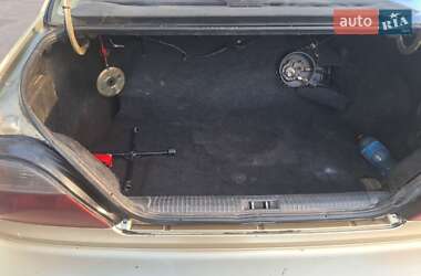 Седан Daewoo Nexia 2008 в 