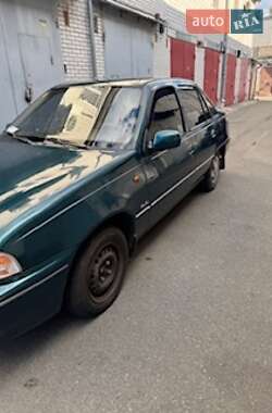Седан Daewoo Nexia 1997 в  фото 3 Седан Daewoo Nexia 1997 в
