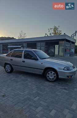 Седан Daewoo Nexia 2008 в 
