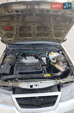 Седан Daewoo Nexia 2008 в 